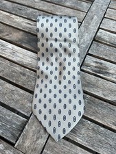 Tommy Hilfiger Men's Tie Gray Geometric Made in the USA 100% Silk