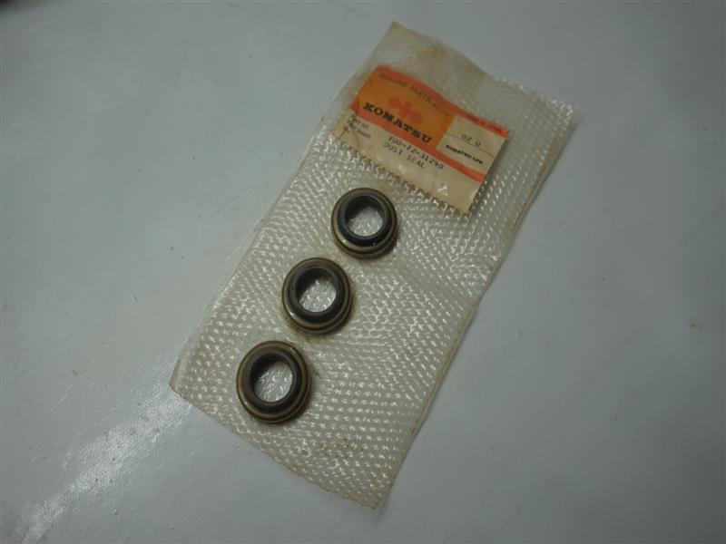 N.komatsu プロフご確認下さい Komatsu Genuine Parts 700-72-31290 7007231290 Dust Seal 3pcs