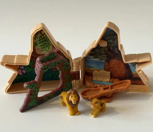 Polly Pocket Mini Lion King Pride Rock Playset with 2 Figures