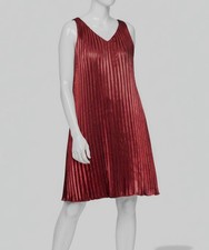 SLNY Women Red Pleated V-Neck Sleeveless Shift Dress Size: 4