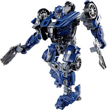 Transformers Studio Series the Last Knight Barricade Deluxe Class 4.5-Inch Conve
