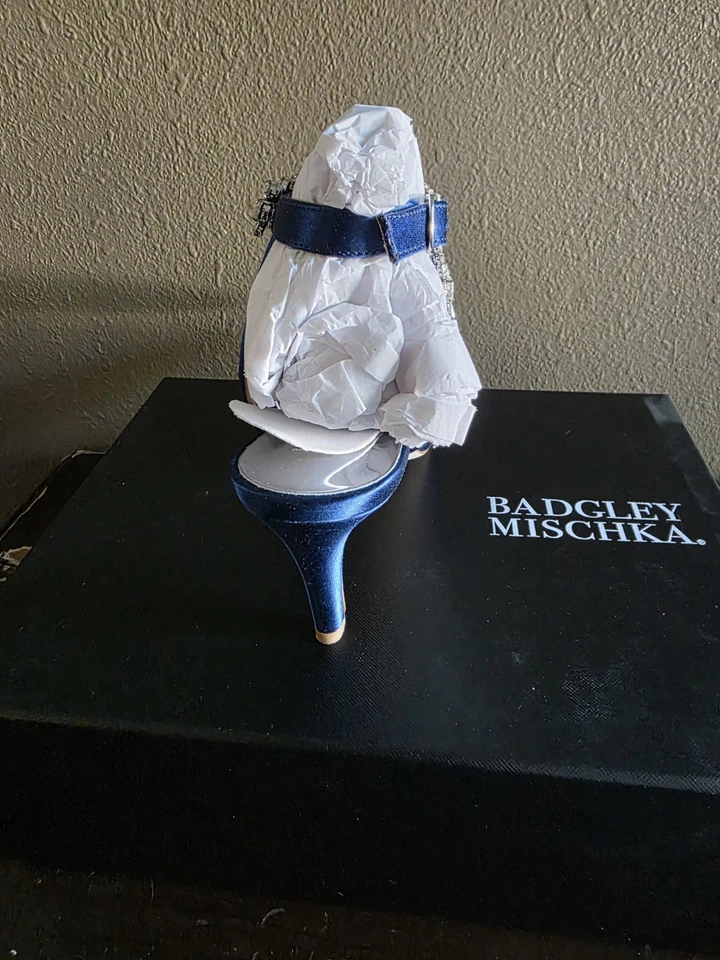 Badgley Mischka女式海军蓝缎面Esmaralda高跟鞋9 1/2 M — 第 3/4 张图片