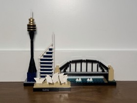 LEGO Architecture Sydney (21032) - COMPLETE with Box & Manual