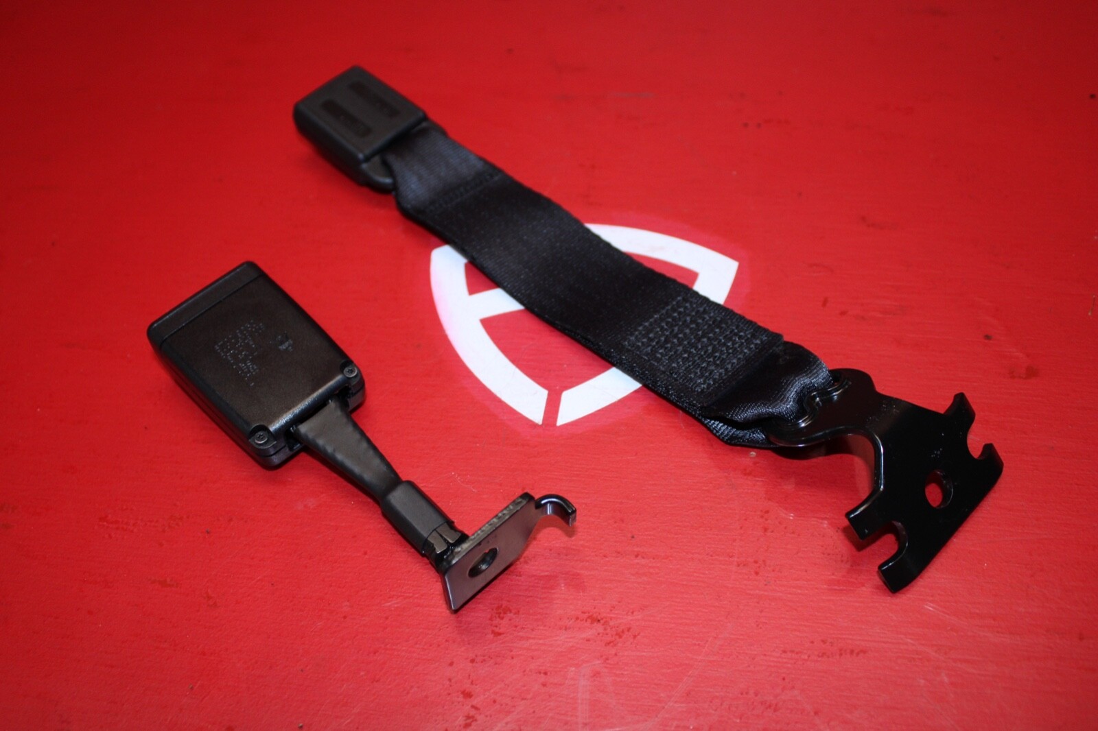 Maserati Ghibli 2014-2019 REAR+LEFT Seat belt buckle