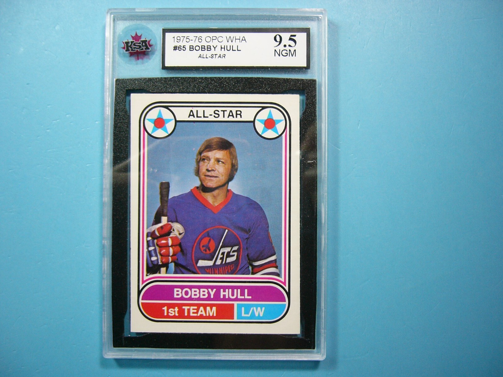 1975/76 O-PEE-CHEE WHA HOCKEY CARD #65 BOBBY HULL AS KSA 9.5 NGM SHARP+ OPC