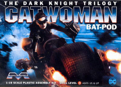 Batman Dark Knight Catwoman + Bad-Pod Batpod 1:18 Model Kit Bausatz Moebius 938