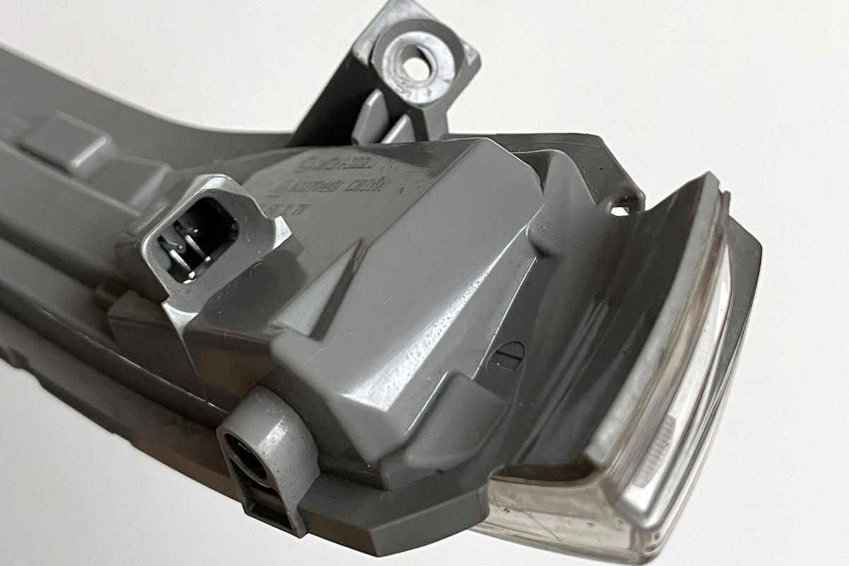 OEM MERCEDES GLE GLS W167 G W463 Outside Mirror Indicator Light  