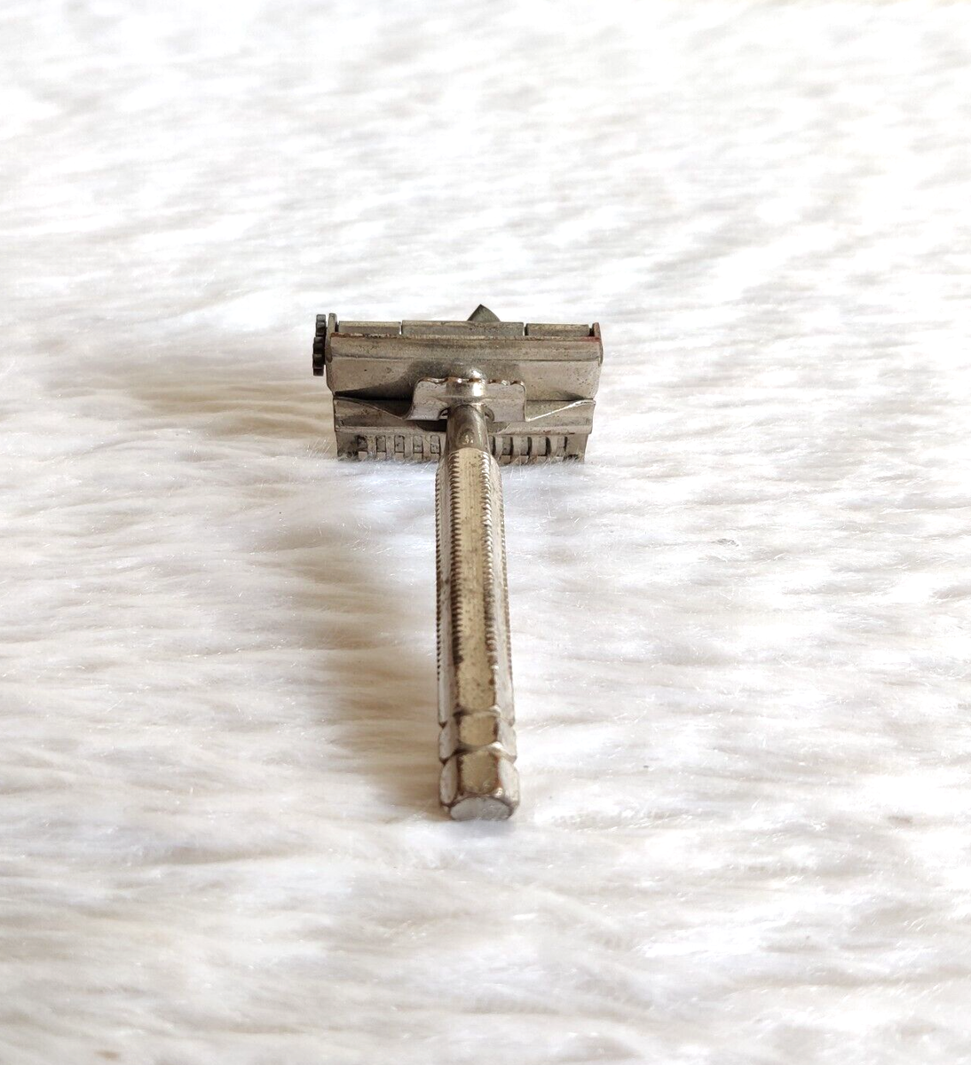 Vintage Brass Capital Old Safety Razor Decorative Shaving Vintage Brass Capital Old Safety Razor Decorative Shaving
