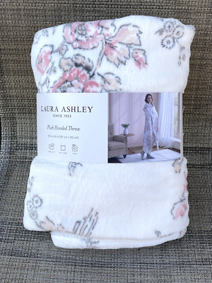 LAURA ASHLEY Pink Flowers Polyester Soft Plush Hooded Throw Blanket 50'' x 60''
