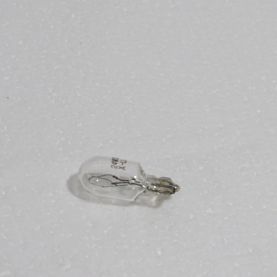 BULB T3- 1/4 24V 7.5W WEDGE CLEAR XENON T3.25 10 BULBS SATCO S6975 REPLACEMENT - Image 3 of 3