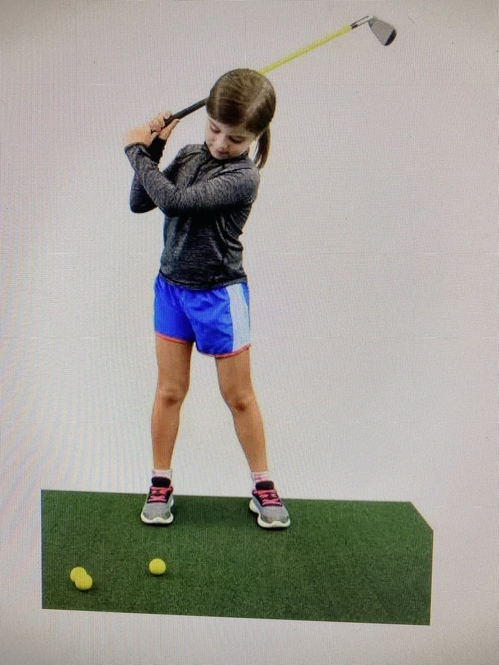 Izzo EZ-2 Kids Golf Club & Practice Ball Set 7-Iron 3EVA Foam Yellow Golf Balls - Image 4 of 4