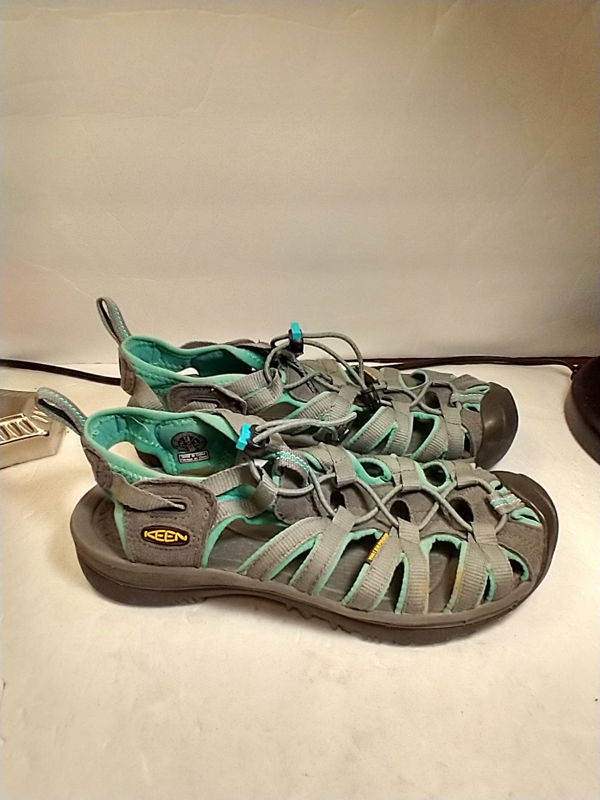 Keen Whisper sandali da trekking impermeabili scarpe donna taglia 7 5