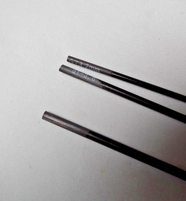 Vollcarbonspitze Carbon Spitze Vollcarbonspitzen Ersatzspitze 3,2-4,8/1mm. 80cm. - Bild 2 von 2