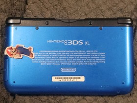 Nintendo 3DS LL XL SPR-001 Metallic Blue System + 8 Games charger case & SD Card