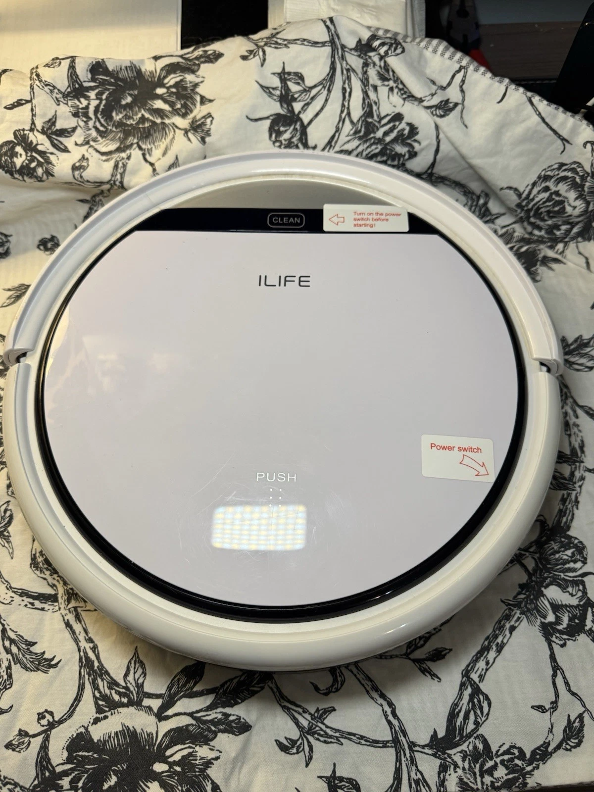 ILIFE V3s Pro Robotic Vacuum Cleaner NOT WORKING PARTS ONLY Body Only