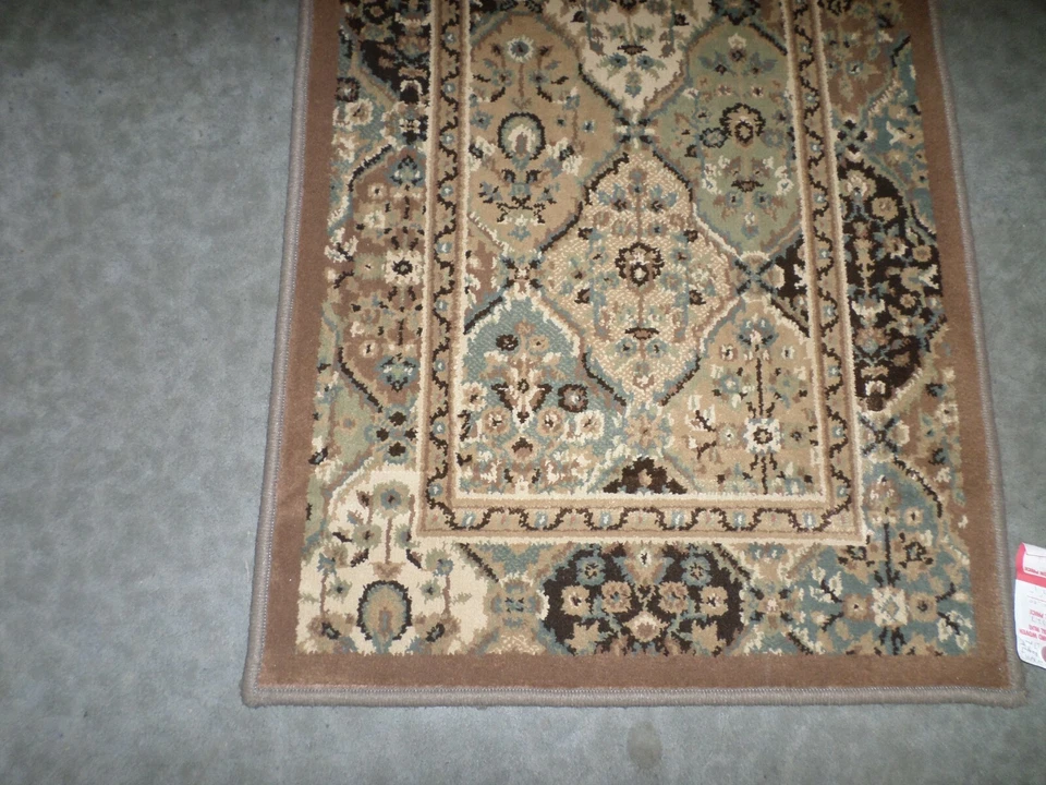 ALFOMBRA MÚLTIPLE SUPER HECHA A MÁQUINA TEJIDA EXPRESIÓN REGENT 1' 11" X 3' 1" SKU #P70327 Foto 3 de 4