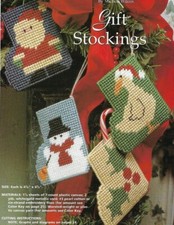 4 GIFT STOCKINGS SANTA SNOWMAN CHRISTMAS PLASTIC CANVAS PATTERN INSTRUCTIONS