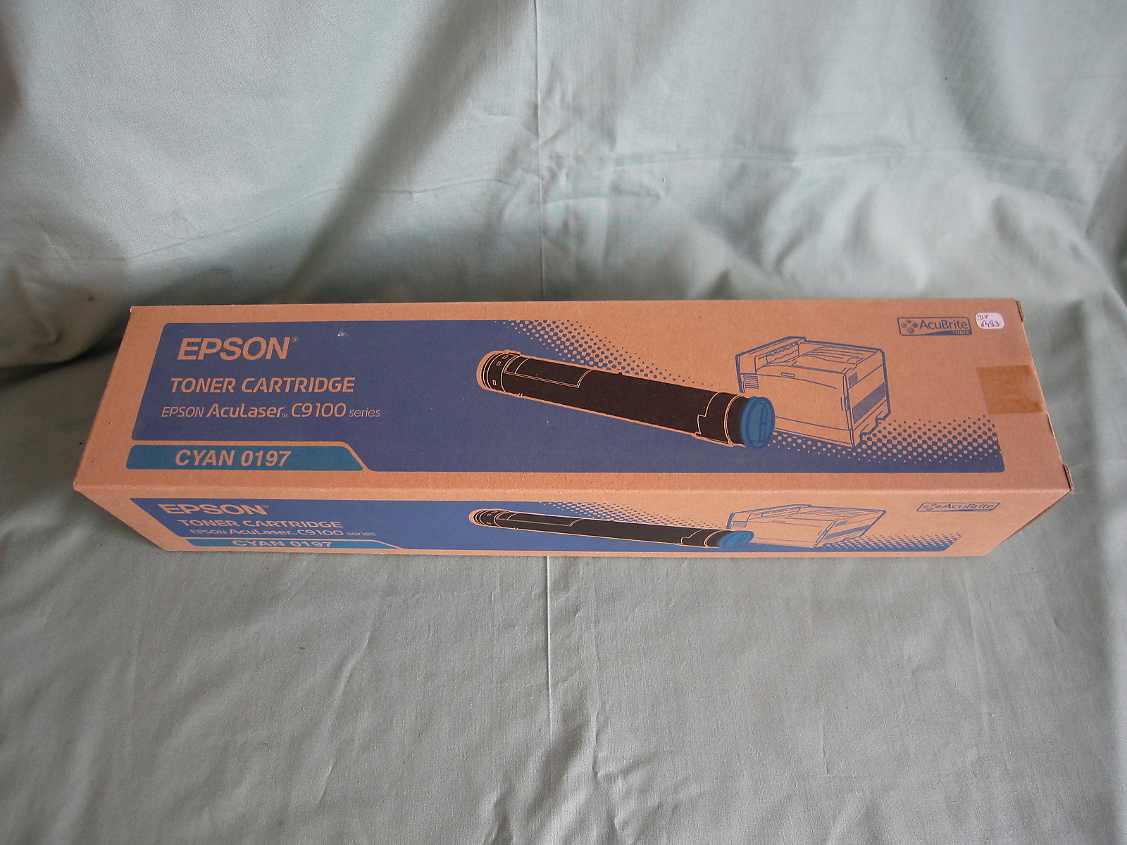 Toner Epson C9100 cyan d'origine neuf pour éviter les traces et fuites d'encre