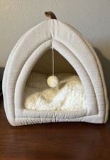 Bedsure 2 in 1 Cave Cat Bed, Beige, Medium, New plush Sherpa Pillow Inside