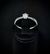 Goldring mit Zirkonia   Weissgold 333/ 8  Karat   Größe 61