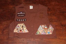 Brownie Large Uniform Vest Girl Scouts of America USA Sewn Patches Check Measur
