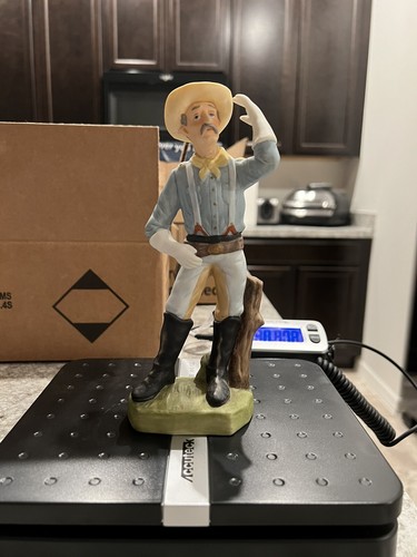 cowboy figurine - Picture 5 of 5