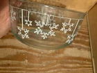 New Pyrex White Snowflake 4 Cup Storage Glass Bowl Limited Edition