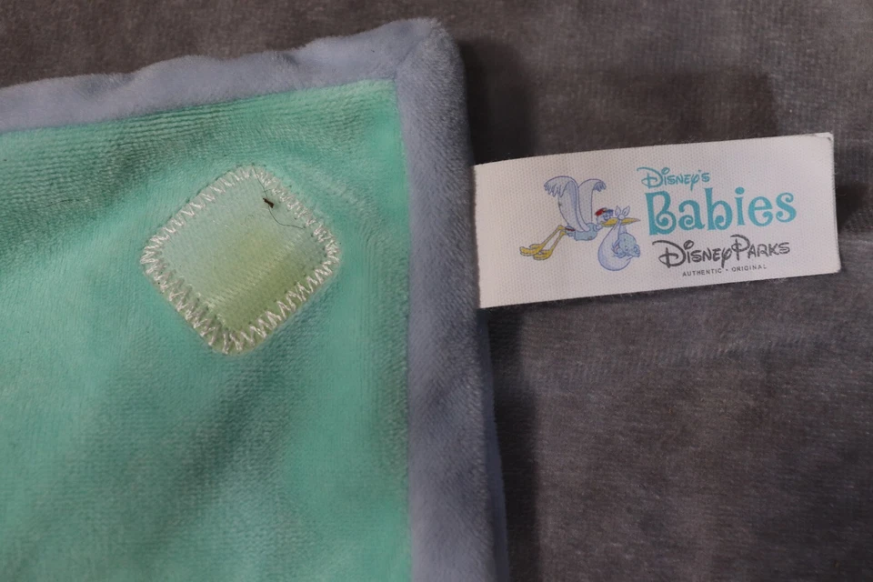 Paño de eructo azul bebé verde menta Disney para bebés género neutro Foto 3 de 4