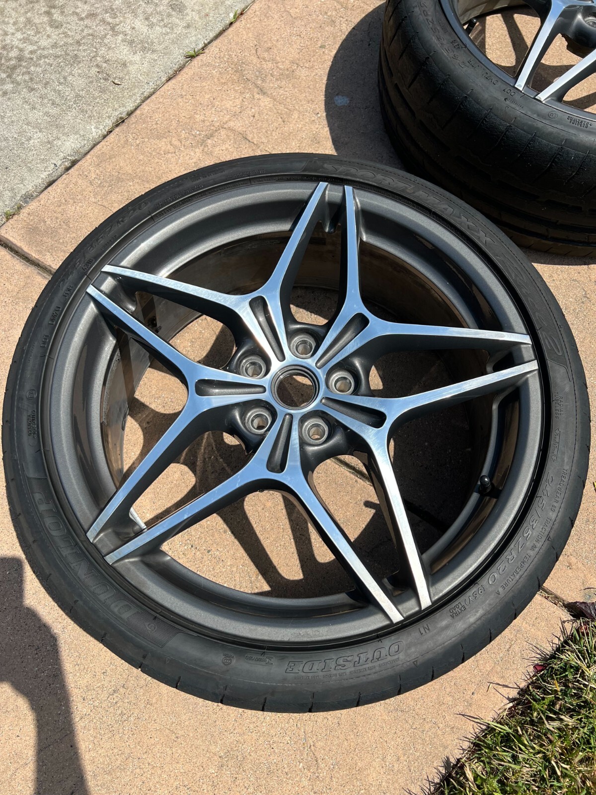 20' Ferrari California T wheels Diamond cut w Dunlop Sport Max Race2 245F285R 