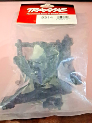 Traxxas RC Part 5314 Body mounts front & rear Slayer Revo
