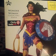 ☀️ DC Icon Heroes WONDER WOMAN Collectible Statue Gamestop Exclusive #1598 ☀️