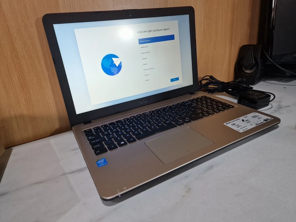 ASUS X540L 15.6" HD Intel Core i3 8GB RAM 240GB SSD Windows 11 Webcam USB Type-C - Image 4 of 4