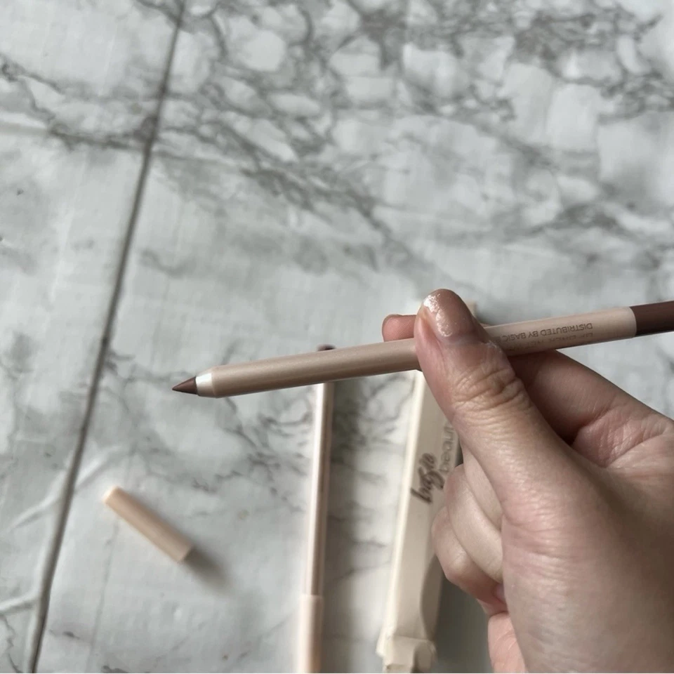 basic beauty latte + cocoa lip liner duo New Oct Sale - Image 3 of 4