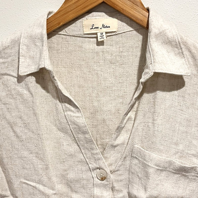 Women s Medium linen blend Top Cropped  V-neck Minimal Summer Clean Girl