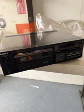 Sony CDP-101 Worlds First CD Player For Parts-Powers On-Tray Won’t Open