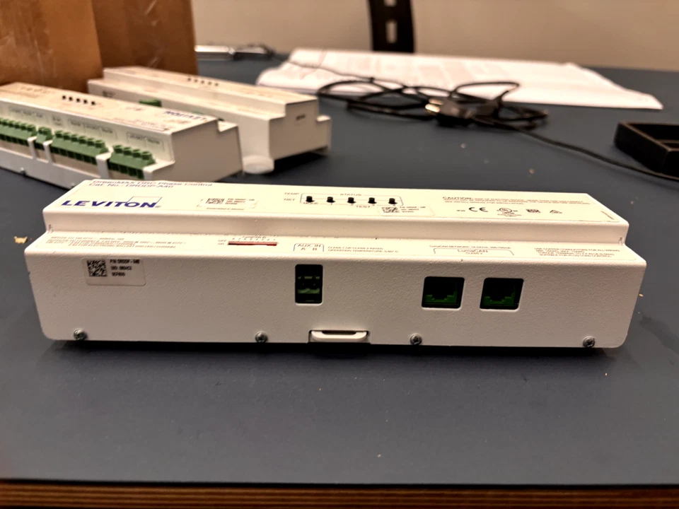 Leviton DRDDP-A40 GreenMAX DRC 4-Channel LED Dimmer Controller 2.5A — NEW - Image 2 of 4