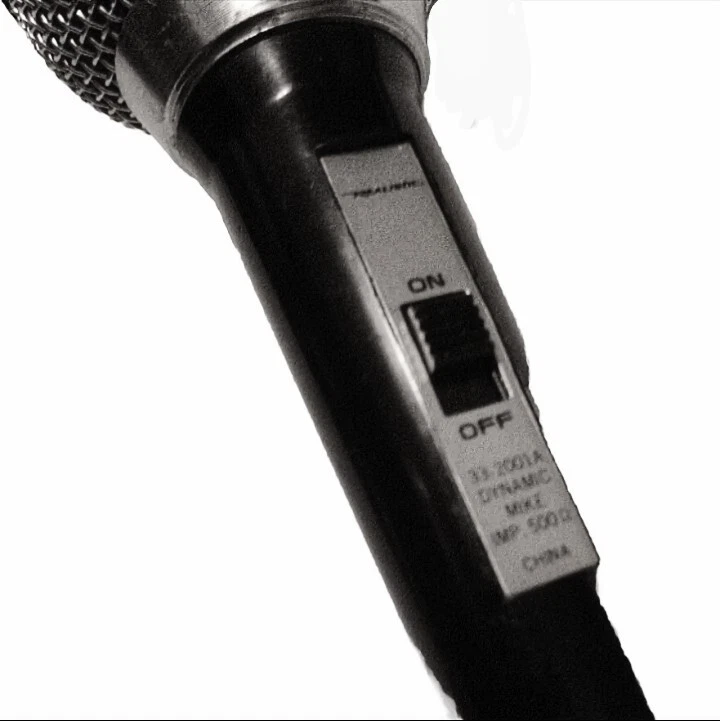Vintage Realistic Microphone 33-2001A Dynamic Mic Electronic Analog Handheld VTG - Image 2 of 4