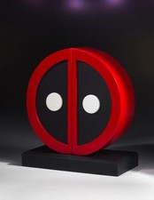Image of MARVEL - DEADPOOL LOGO BOOKENDS BOOKENDS GENTLE GIANT STATUE -NO SIDESHOW