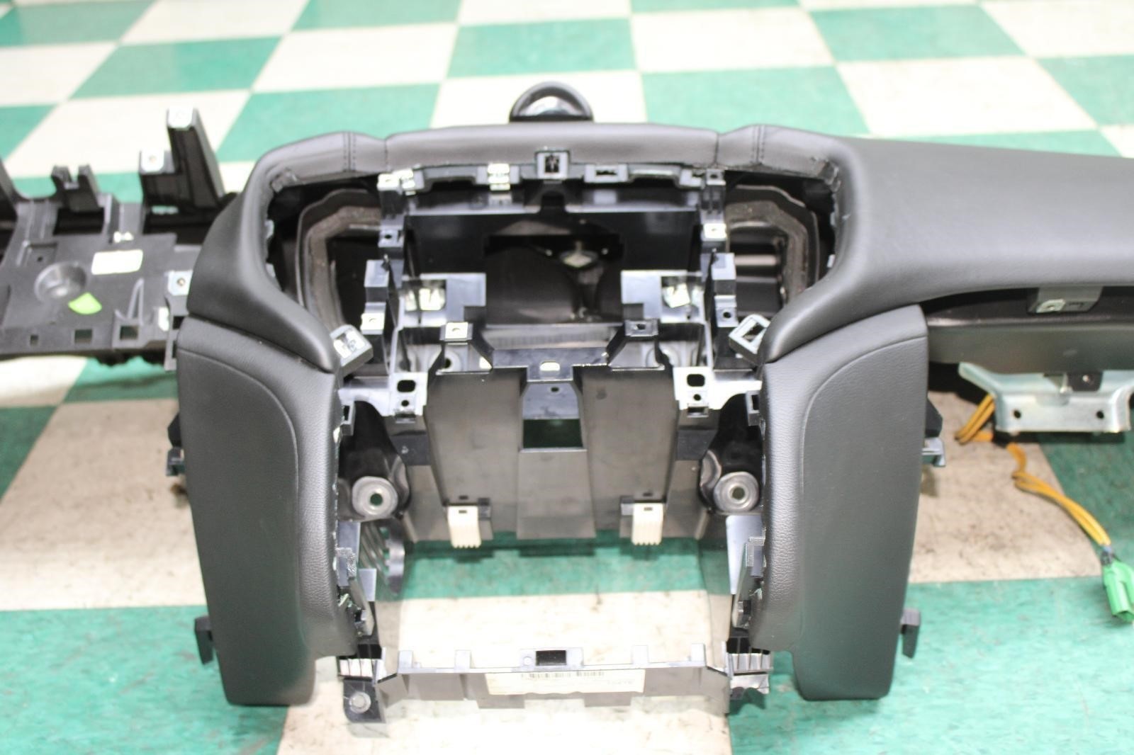 14-17 Ghibli Black Dash Dashboard Trim Panel Assembly W/ RH Crash Cover OE WTY