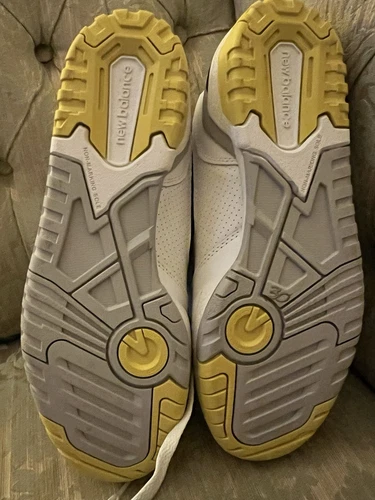Scarpe da ginnastica New Balance BB650 alte alla caviglia bianche gialle sneakers prezzo consigliato £ 150