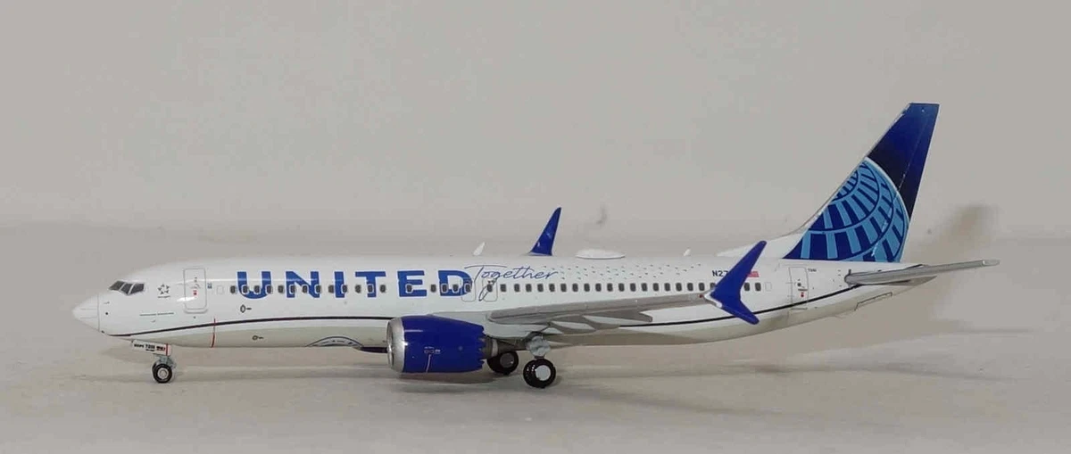 GeminiJets Boeing 737 1:400 Diecast Aircraft & Spacecraft for sale
