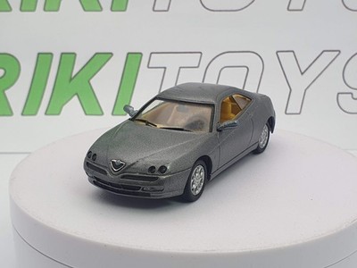 Alfa Romeo GTV 916 Solido 1/43 Grigio 1996