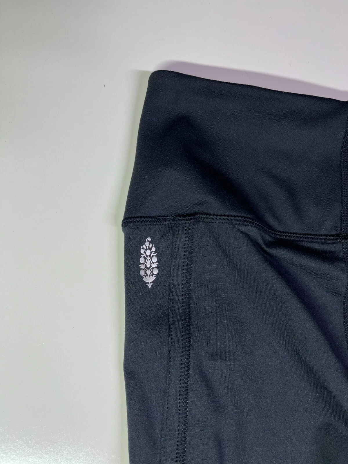 free-people-movement cropped side slits leggings