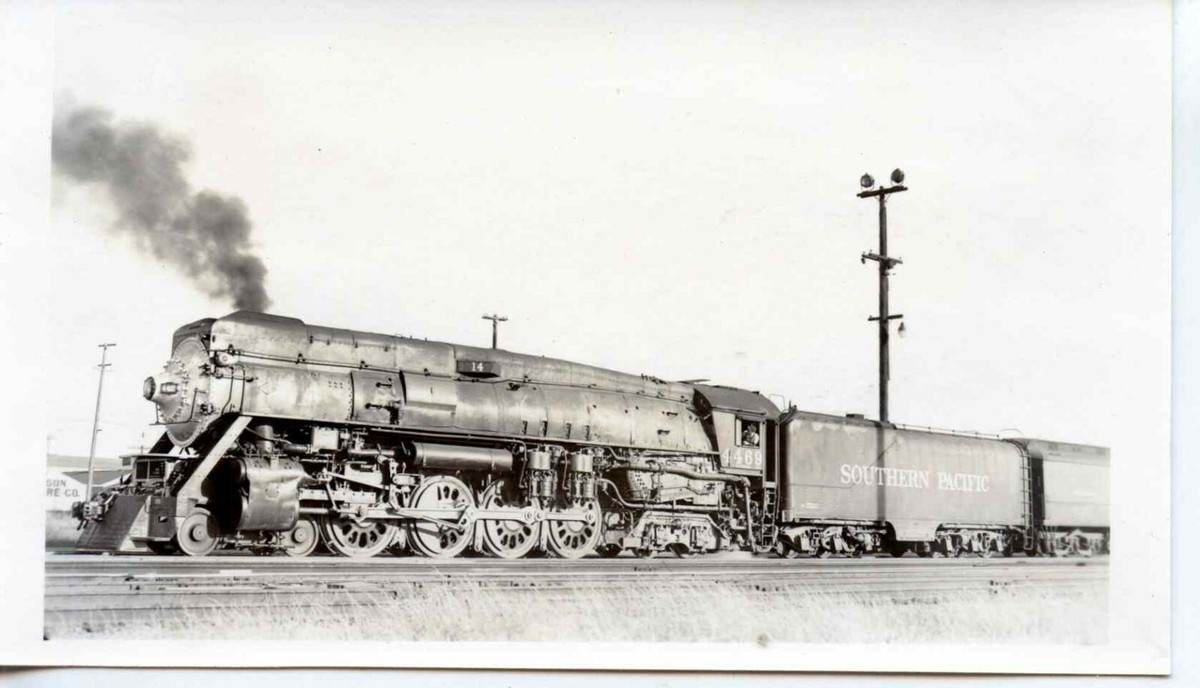 2A092 RP 1947/70s SOUTHERN PACIFIC RAILROAD 484 LOCO #4469 OAKLAND