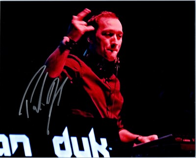 DJ PAUL VAN DYK  SIGNED AUTOGRAPHED 8X10 PHOTO C