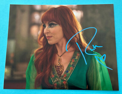 Ruth Connell  -  SUPERNATURAL   -  signed, original Autogramm !!!