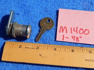1939 Seeburg Symphonola Classic Vogue Cabinet Door Lock M 1400 with key