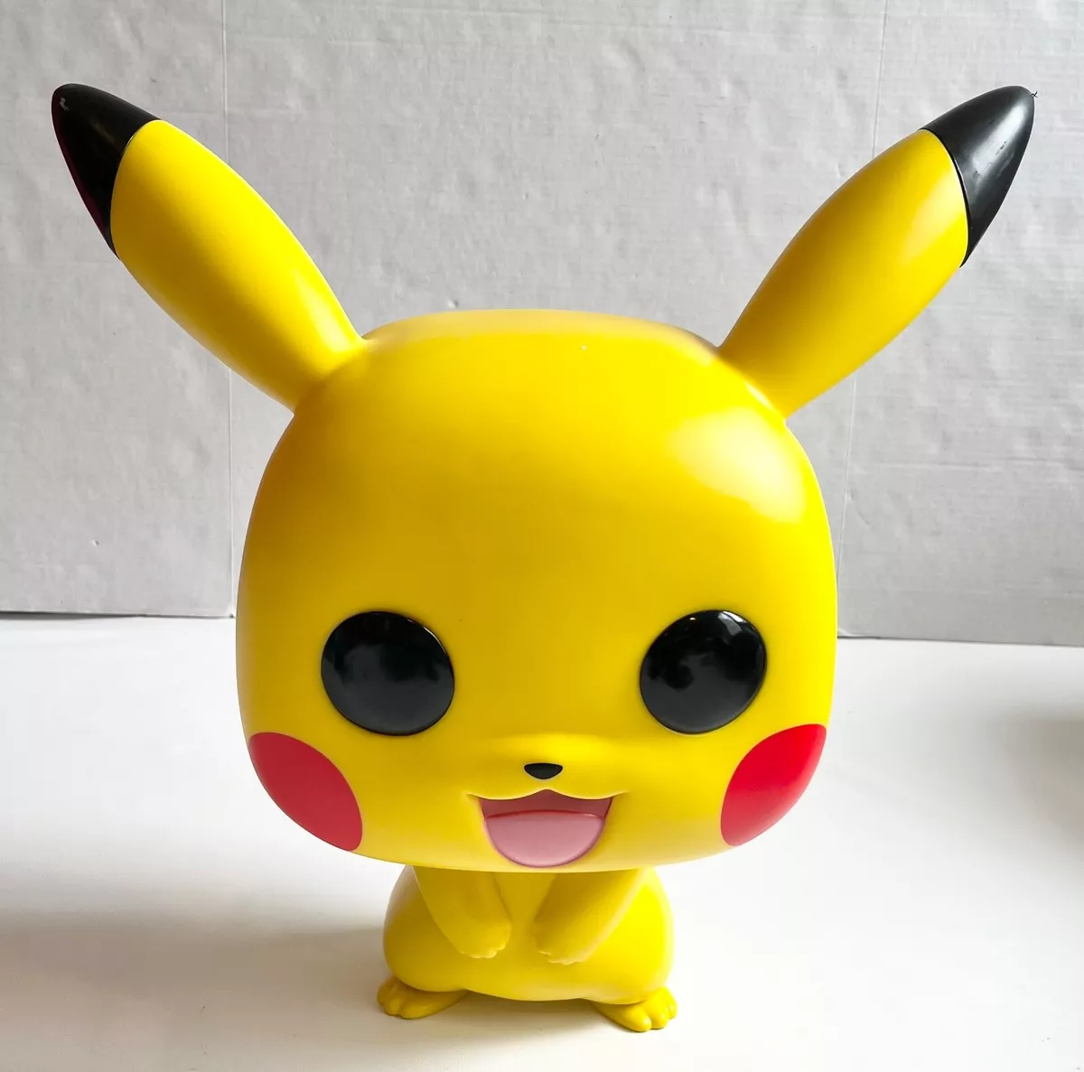 Funko POP! Games: Pokemon Pikachu 18-in Vinyl Figure