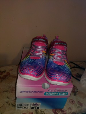 skechers air cooled memory foam girls