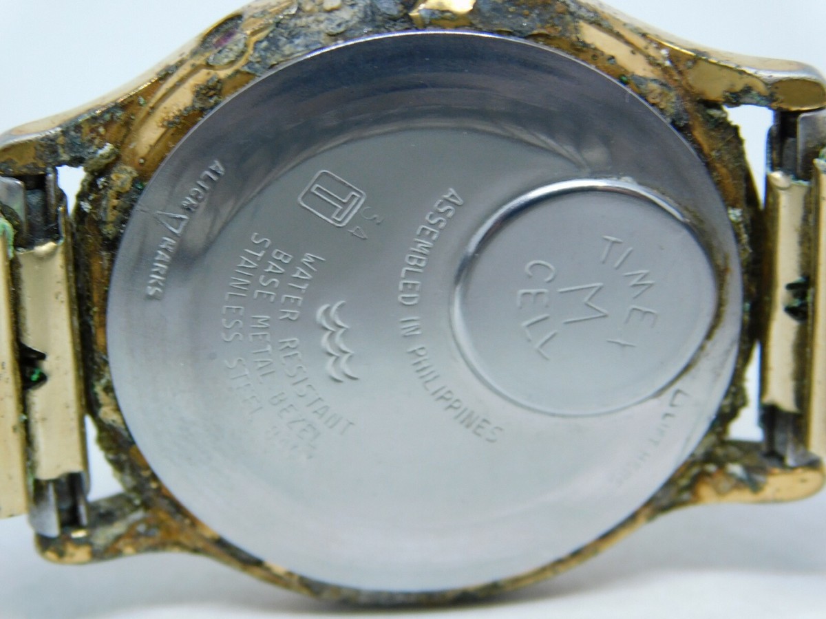Vintage Timex M Cell Gold Tone Quartz Analog Men's Watch Sz Vintage Timex M Cell Gold Tone Quartz Analog Men's Watch Sz